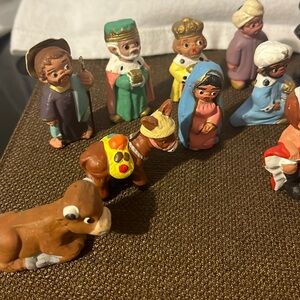 Vintage Terra Cotta clay figurines